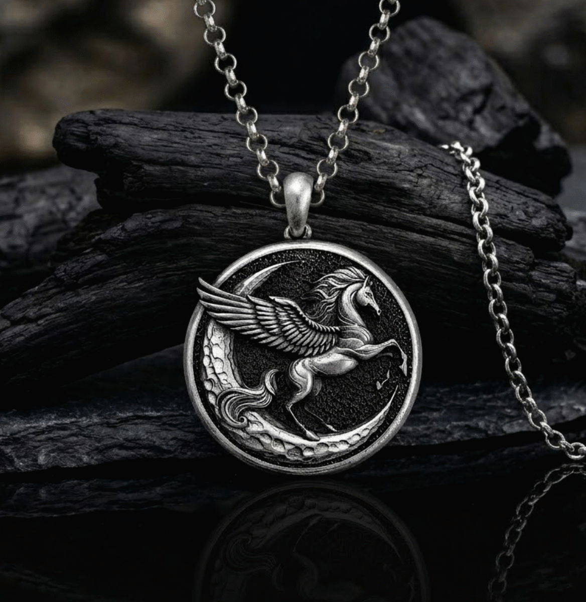 Pegasus Madalyon Kolye1
